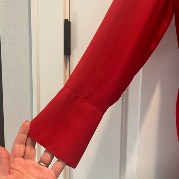 Woman’s Banana Republic small red tunic long sleeve - Picture 2 of 8